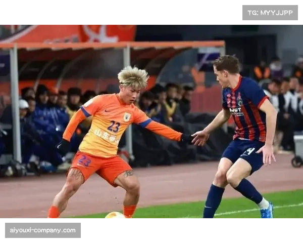 泰山51%控球仅5射门1射正,谢文能红牌致防守体系崩溃